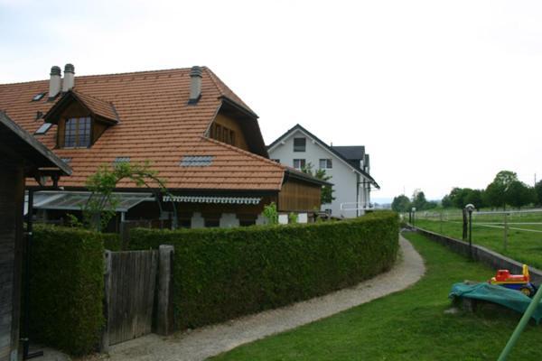 Apartment Simcha Niederwichtrach Exteriér fotografie