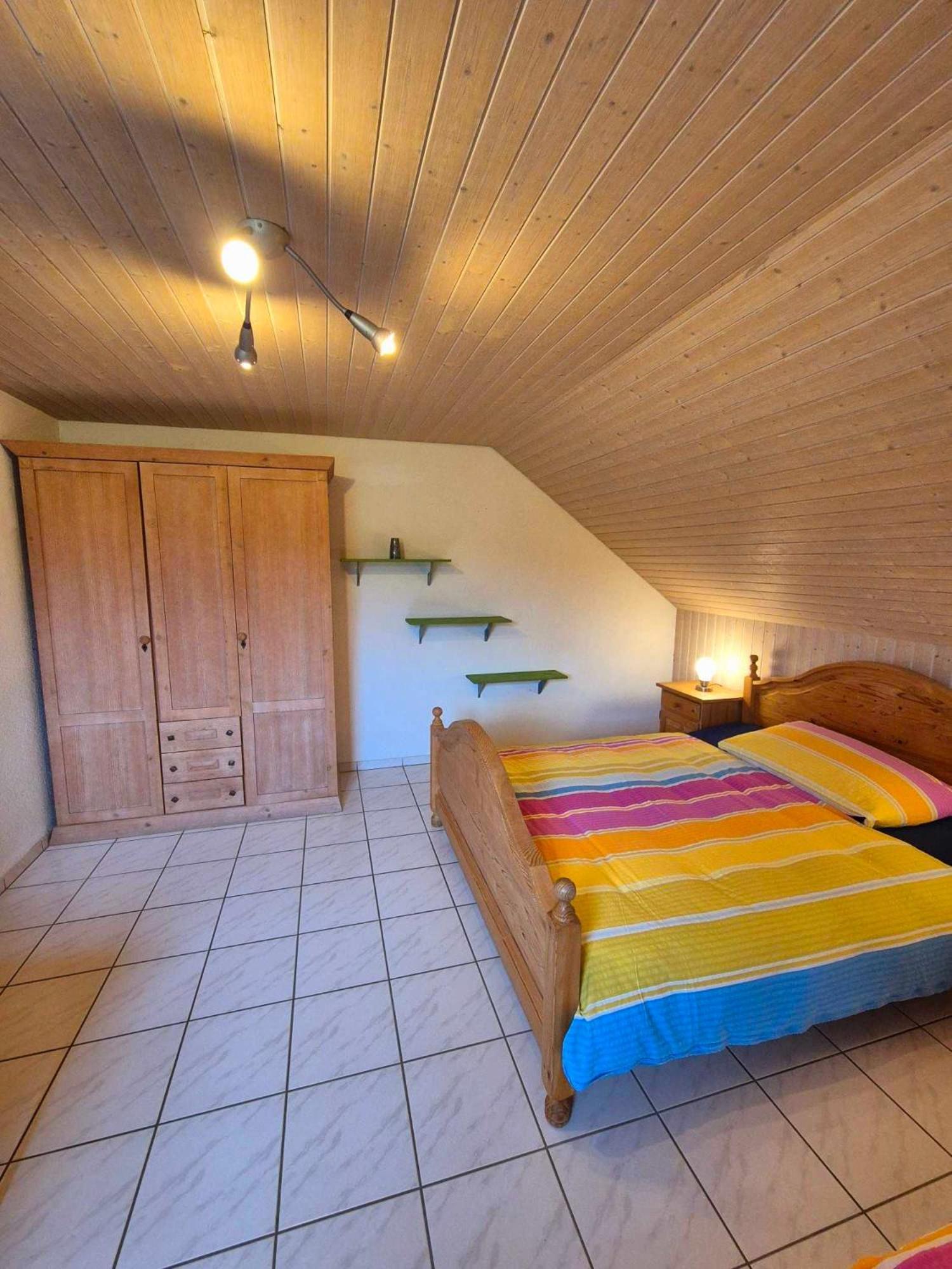 Apartment Simcha Niederwichtrach Exteriér fotografie